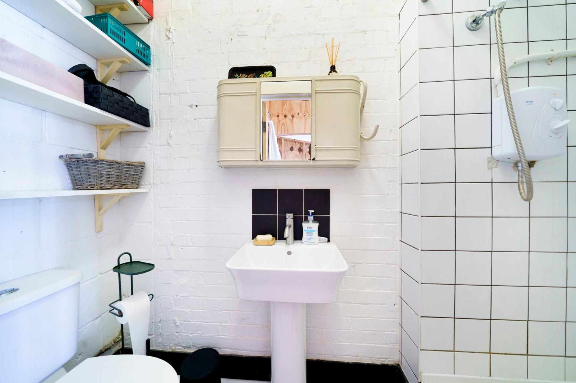 Artsy 1br Studio Flat In Hackney Appartamento *